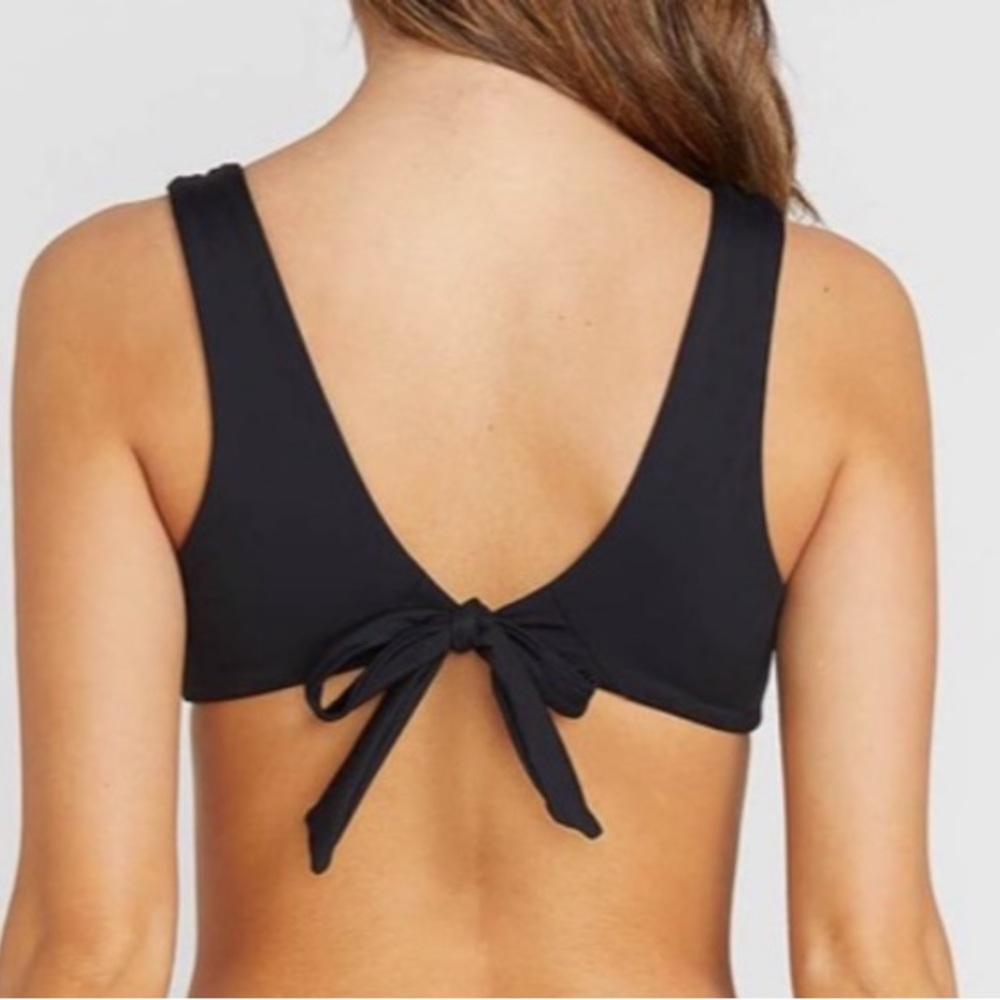 Volcom Simply Seamless Halter - Picture 3 of 11